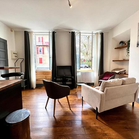 Joli Appartement En Centre Ville Баньер-де-Бигор Экстерьер фото