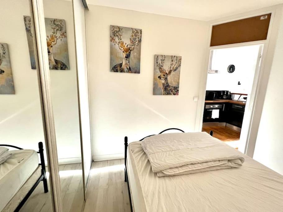 Joli Appartement En Centre Ville Баньер-де-Бигор Экстерьер фото